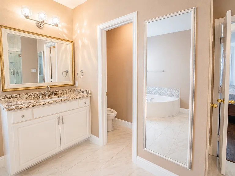 4453 Red Barn Dr — Photo 20