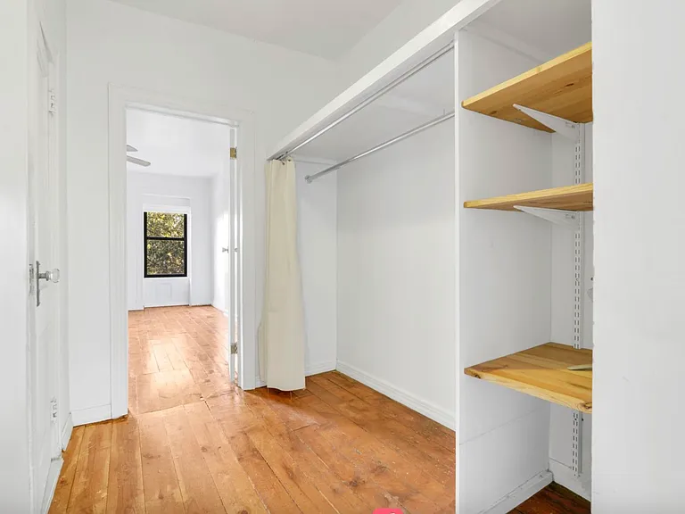 486 Willoughby Ave #4 — Photo 7