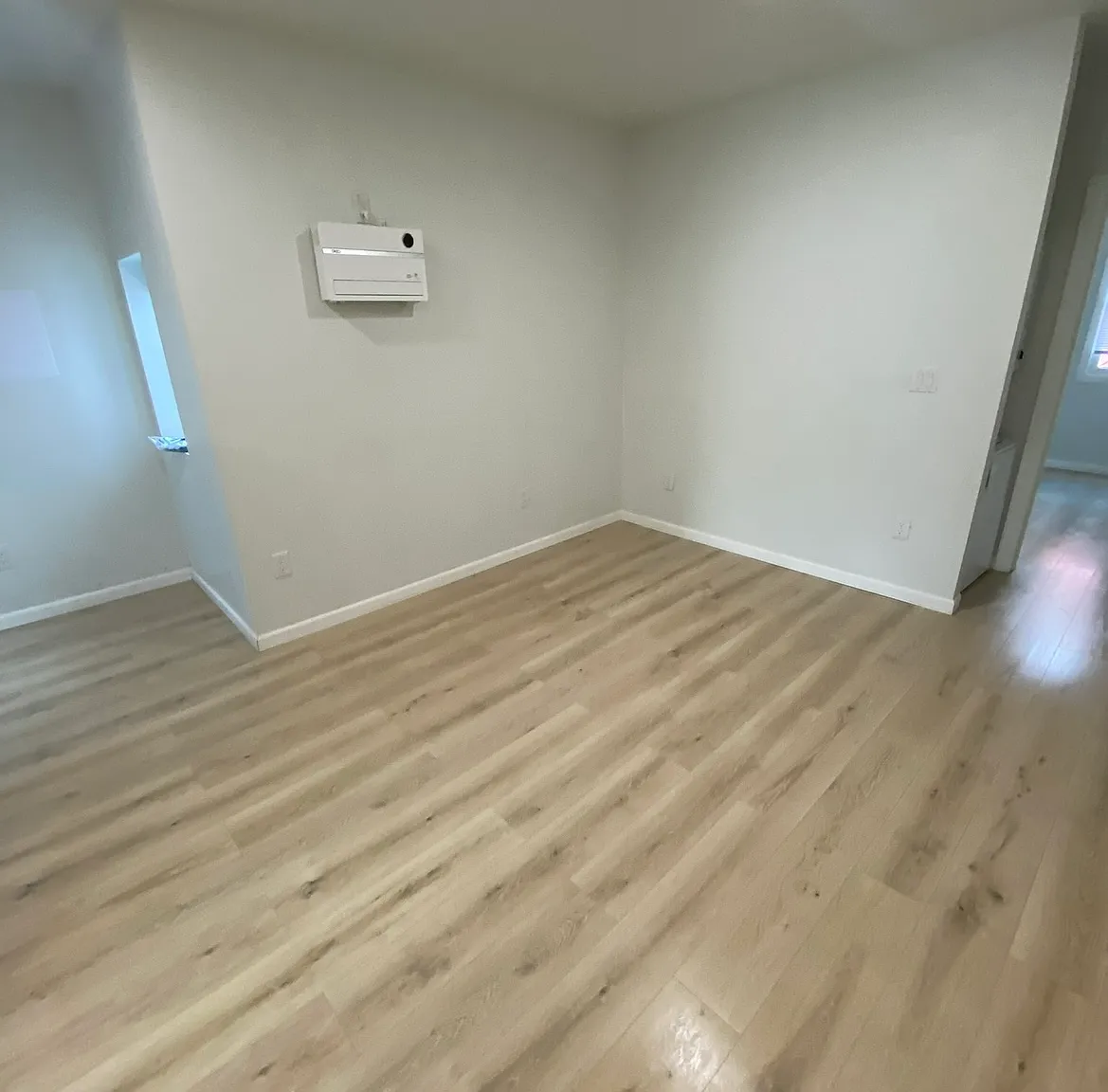 2 bed, $1,400 — Photo 4