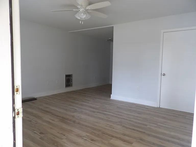 731 Richardson St — Photo 2
