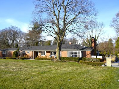969 N Reading Rd, Bloomfield Hills, MI, 48304