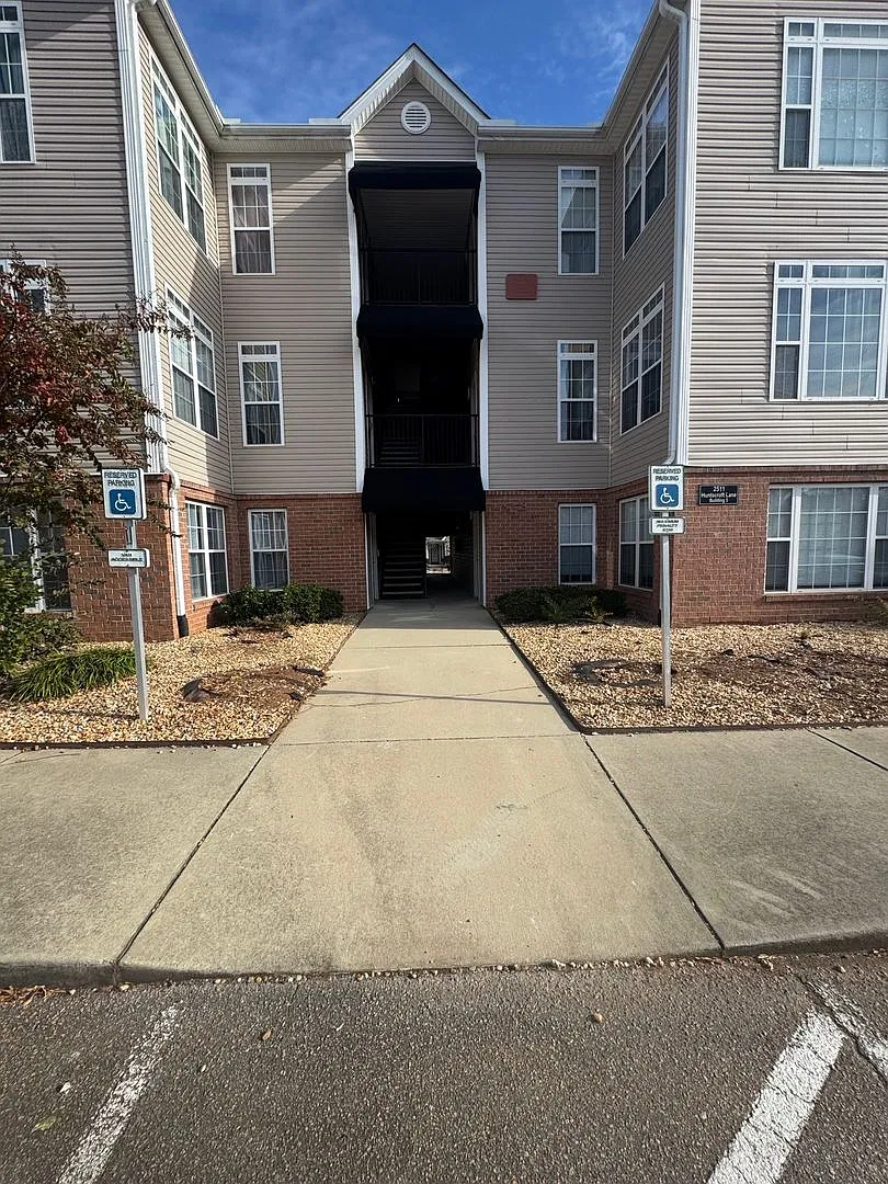 Avera - Ascot — Photo 2
