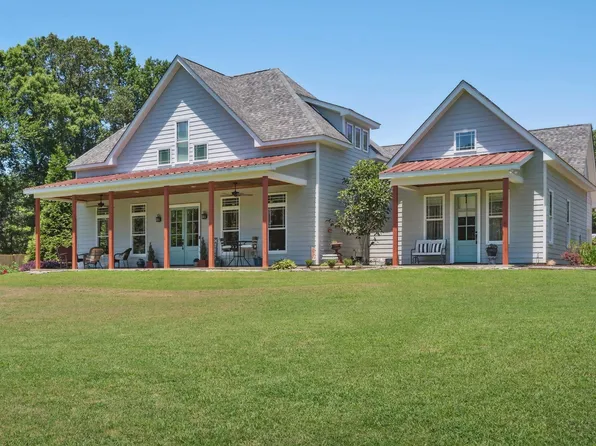 897 Burrowtown Rd, Mason, TN 38049