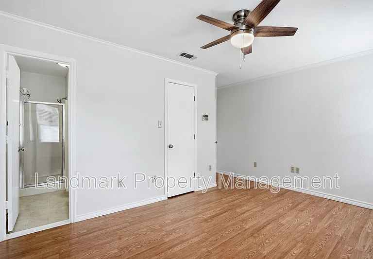 1122 Hidden Creek Dr — Photo 20