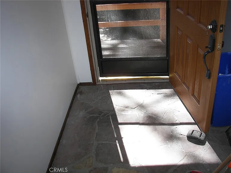 21636 Sawpit Canyon Rd — Photo 33