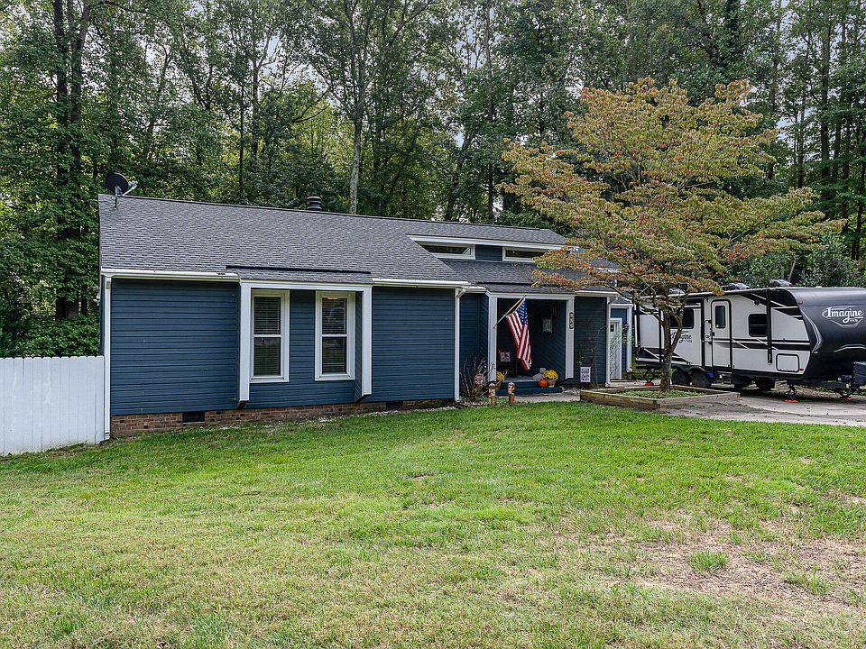 1st image of 529 Ashebrook Dr