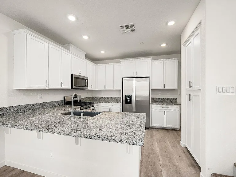 5954 Highport Dr — Photo 7