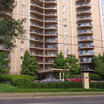 2nd image of 475 N Highland St APT 5C