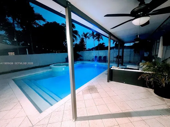 7750 NW 42nd St, Hollywood, FL 33024