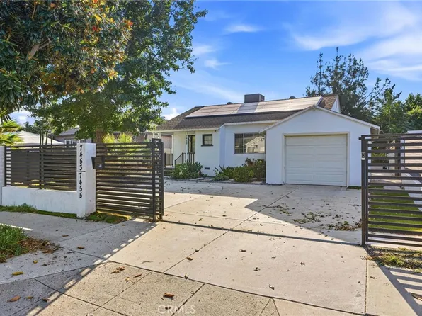 7455 Blewett Ave, Van Nuys, CA 91406