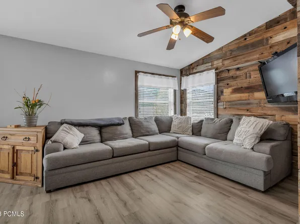 1158 Mountainside Dr, Kamas, UT 84036