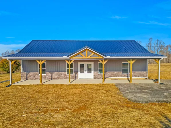 2679 Dotson Rd, Lafayette, TN 37083