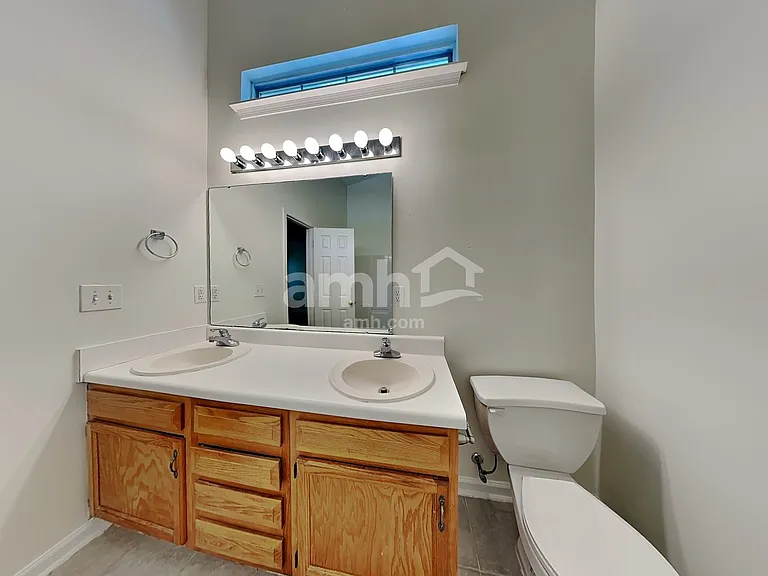 550 Orchard Ridge Ln — Photo 12
