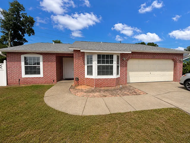 2303 Bridgewood Trl