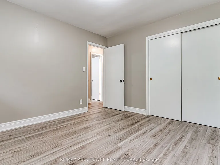 19 Friars Ct — Photo 24