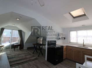 4 Ashworth Ave APT 2, Hampton, NH 03842