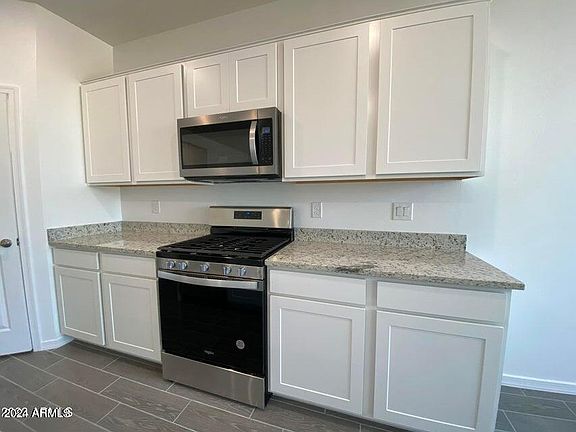 4th image of 4519 S 108TH Avenue