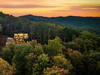 321 Skylight Dr, Blue Ridge, GA, 30513