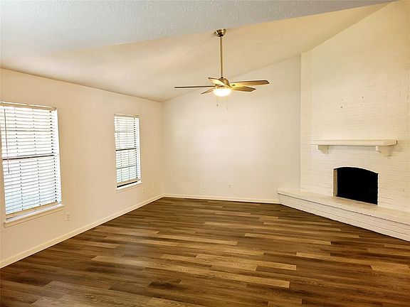 2nd image of 4104 Churchill Dr