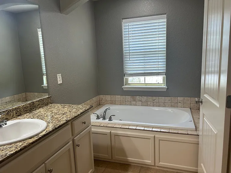6234 Cord Ave — Photo 9