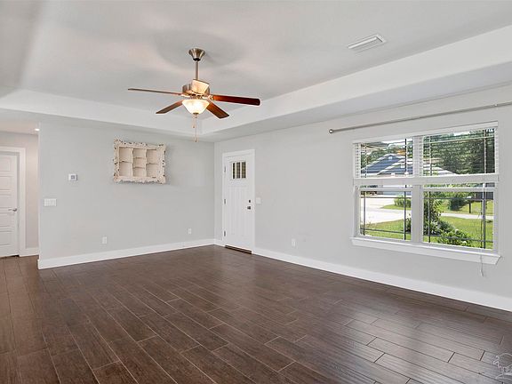 3rd image of 1786 Galvez Dr