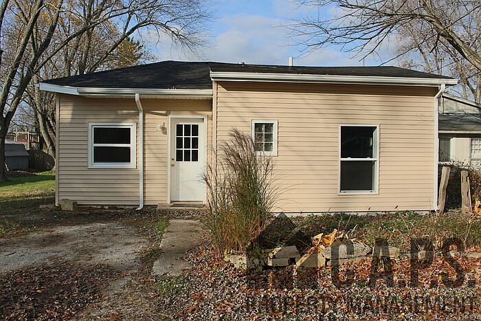 1st image of 7016 W 137th Ln