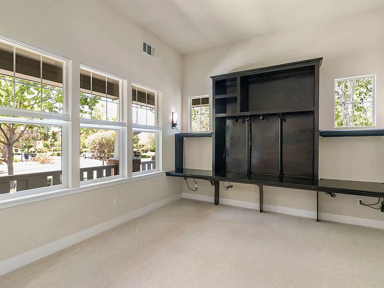 2795 Cooper Cir — Photo 44