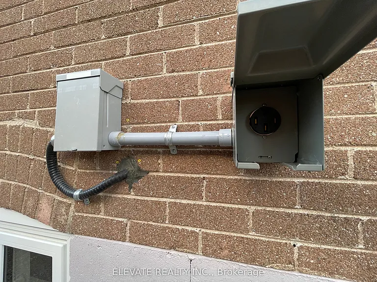 64 Nash Dr — Photo 21