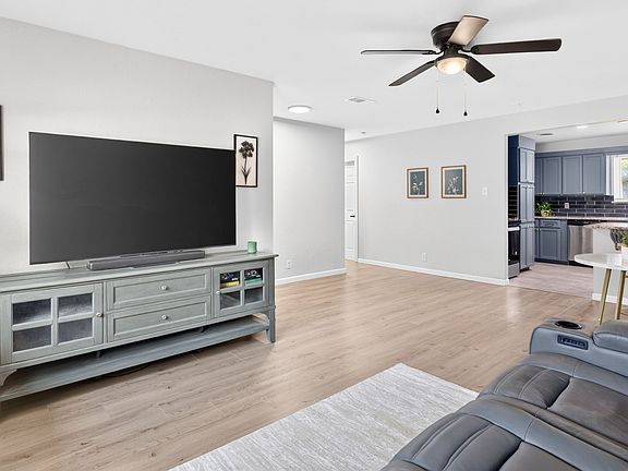 5th image of 3504 Coronado Ct