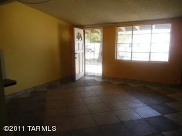 1939 W Paseo Reforma S, Tucson, AZ 85705