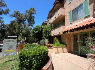 22501 Del Valle St #ABF87A46B, Woodland Hills, CA 91364