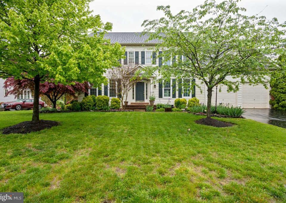 1st image of 7795 Royal Sydney Dr