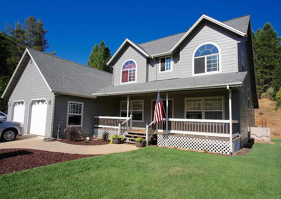 1st image of 484 Apple Blossom Dr