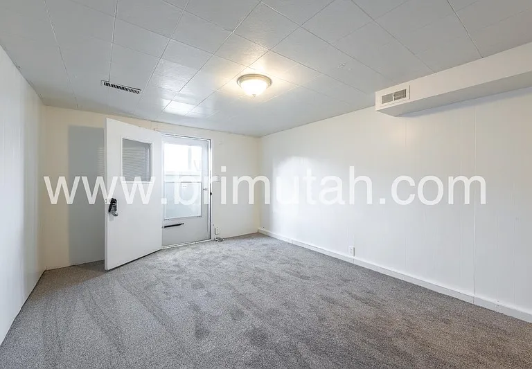 1877 E Osage Orange Ave #2 — Photo 5
