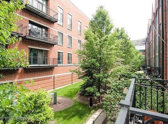 2nd image of 26 E 14th Pl APT 13W