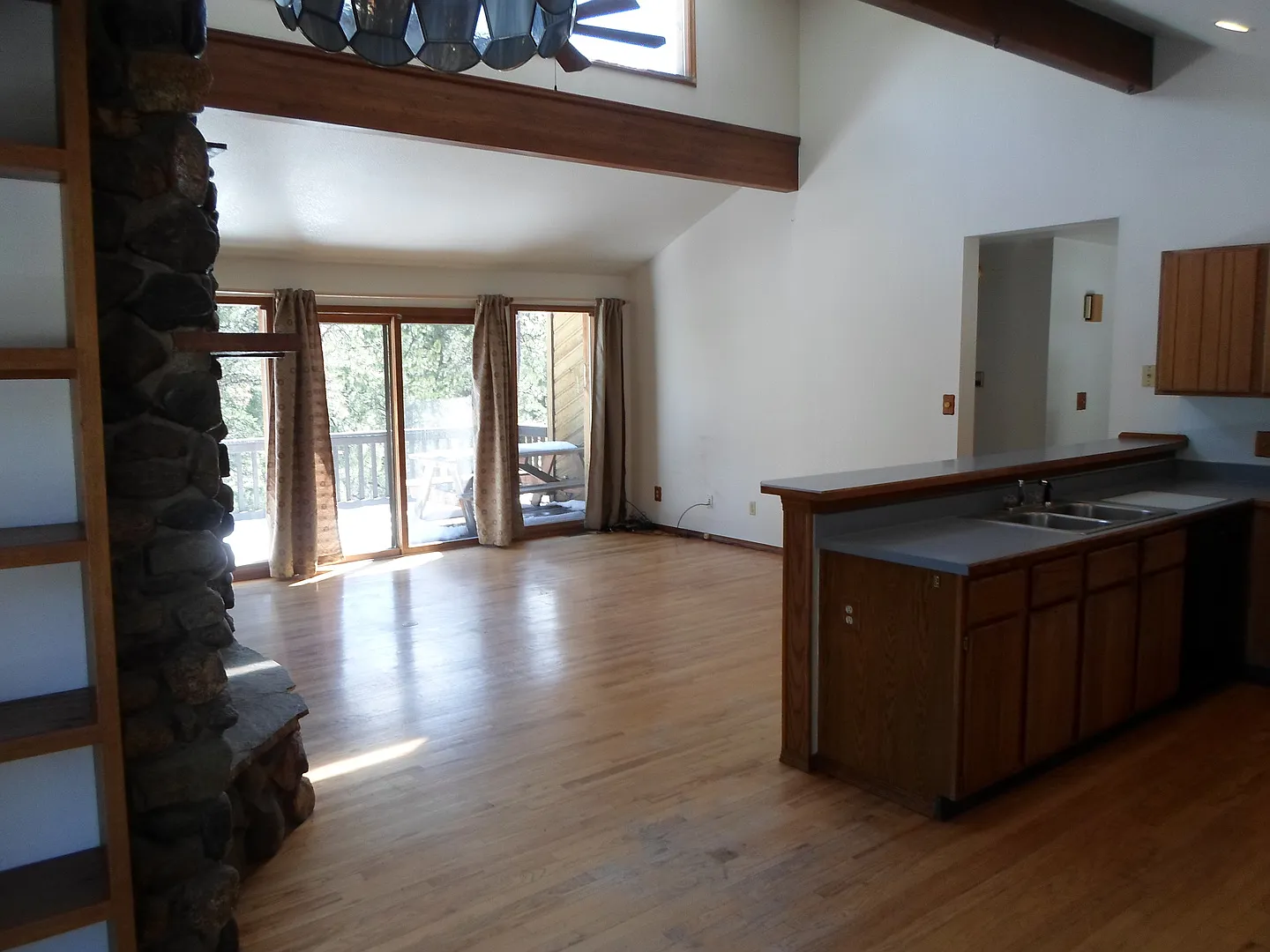 For Rent - Conifer 3+ bedroom, 2.75 bath home w/2 car att. garage on 1.7 acres. — Photo 2