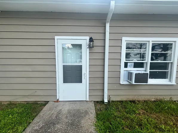 151 Locust Grove Rd APT 2, Hopkinsville, KY 42240
