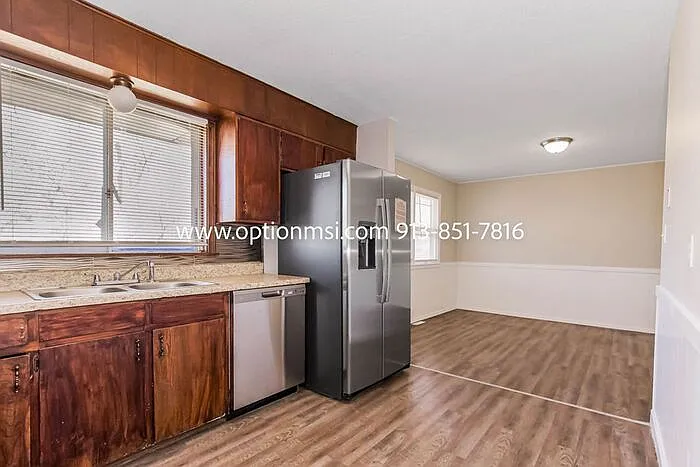 8006 E 118th Ter — Photo 6