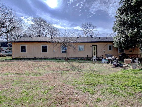 2nd image of 2023 S Izard St