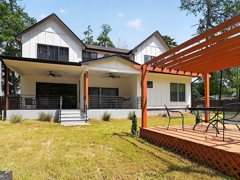 2877 Alexa Ave SE — Photo 15