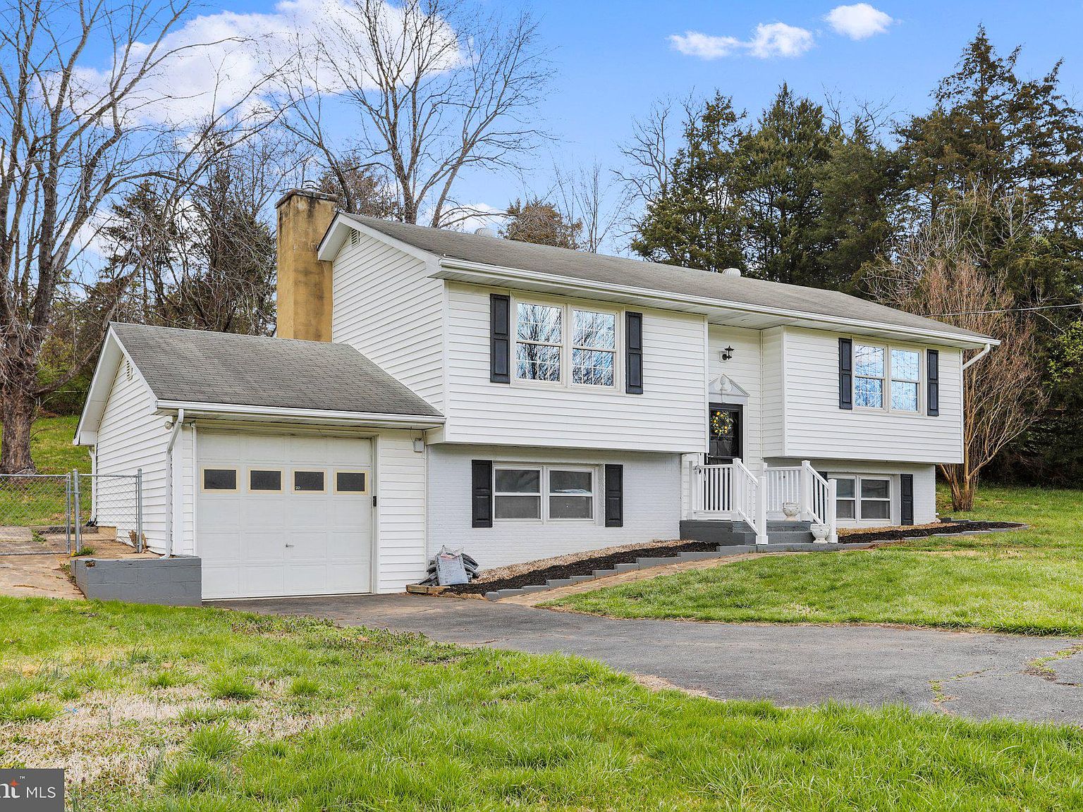 3153 Howellsville Rd, Front Royal, VA 22630 Zillow