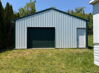 1329 Honaker Ln, Brookville, IN 47012