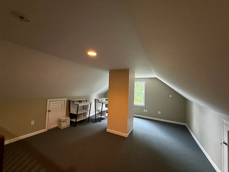 18 Pine St #1 — Photo 22