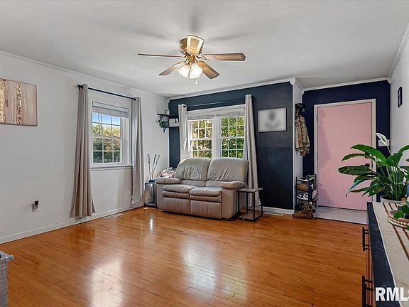 4th image of 3501 W Iles Ave
