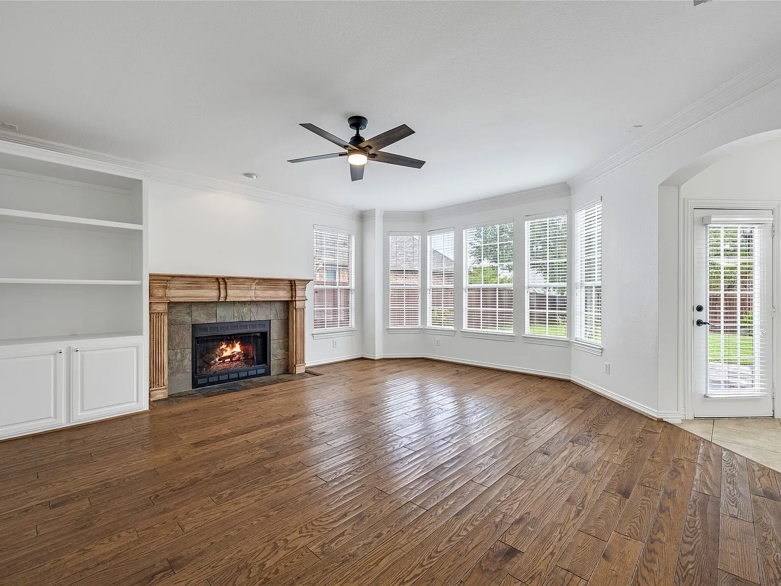 4 bed, 3.0 bath, 3103 sqft, $3,500 — Photo 4