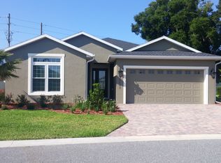 5040 Neptune Cir, Oxford, FL 34484