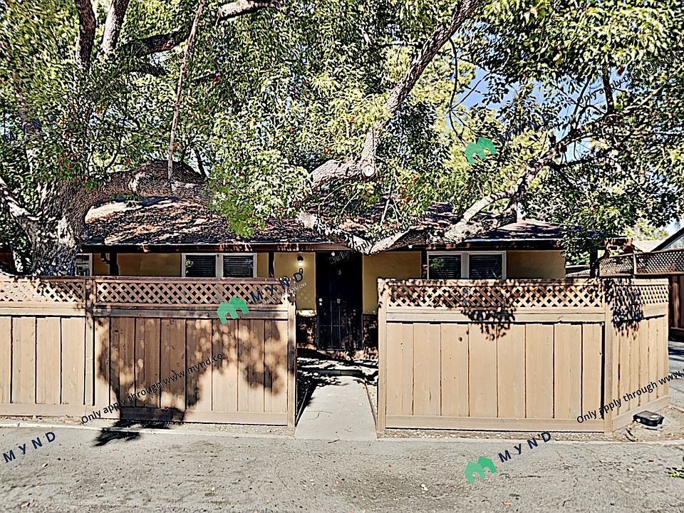 1st image of 9 Garrison Dr #9
