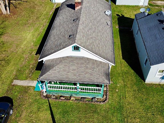 3rd image of 2078 Briarwood Ave