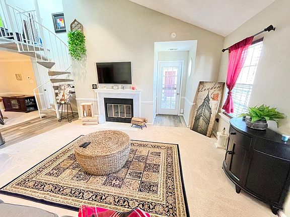 2nd image of 12263 Wadsworth Way