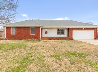 103 Springview Ln, Huntsville, AL 35806